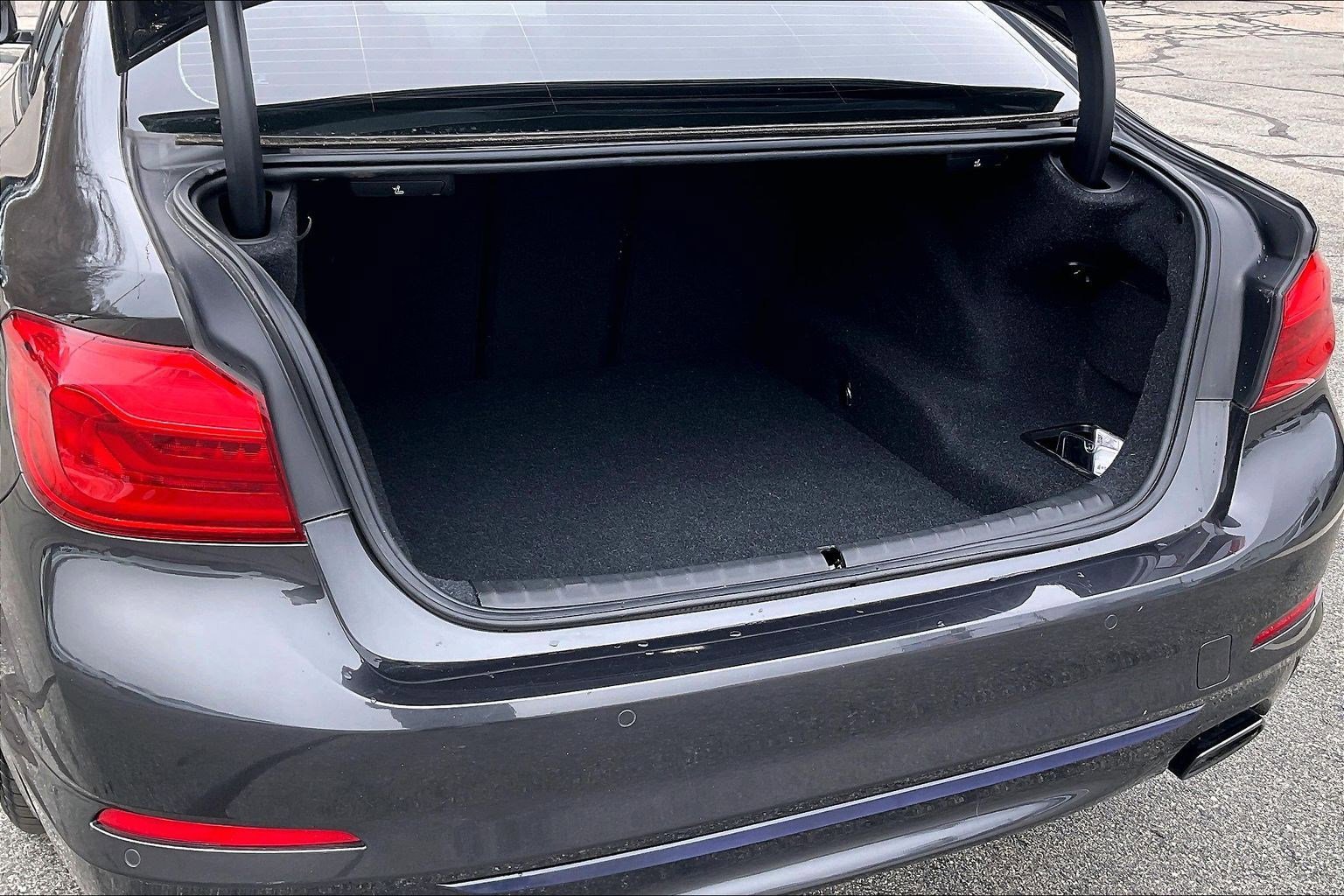 Used 2018 BMW 540i xDrive 540i xDrive w/ Premium Package image 30