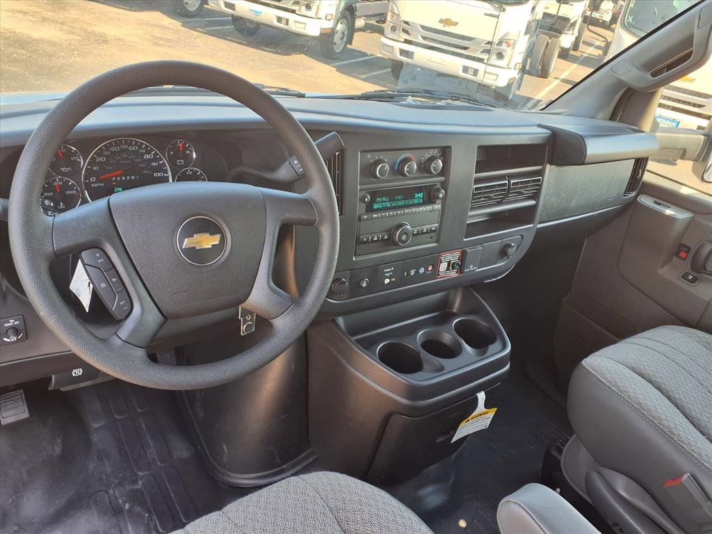 New 2025 Chevrolet Express 3500 w/ Power Convenience Package image 7