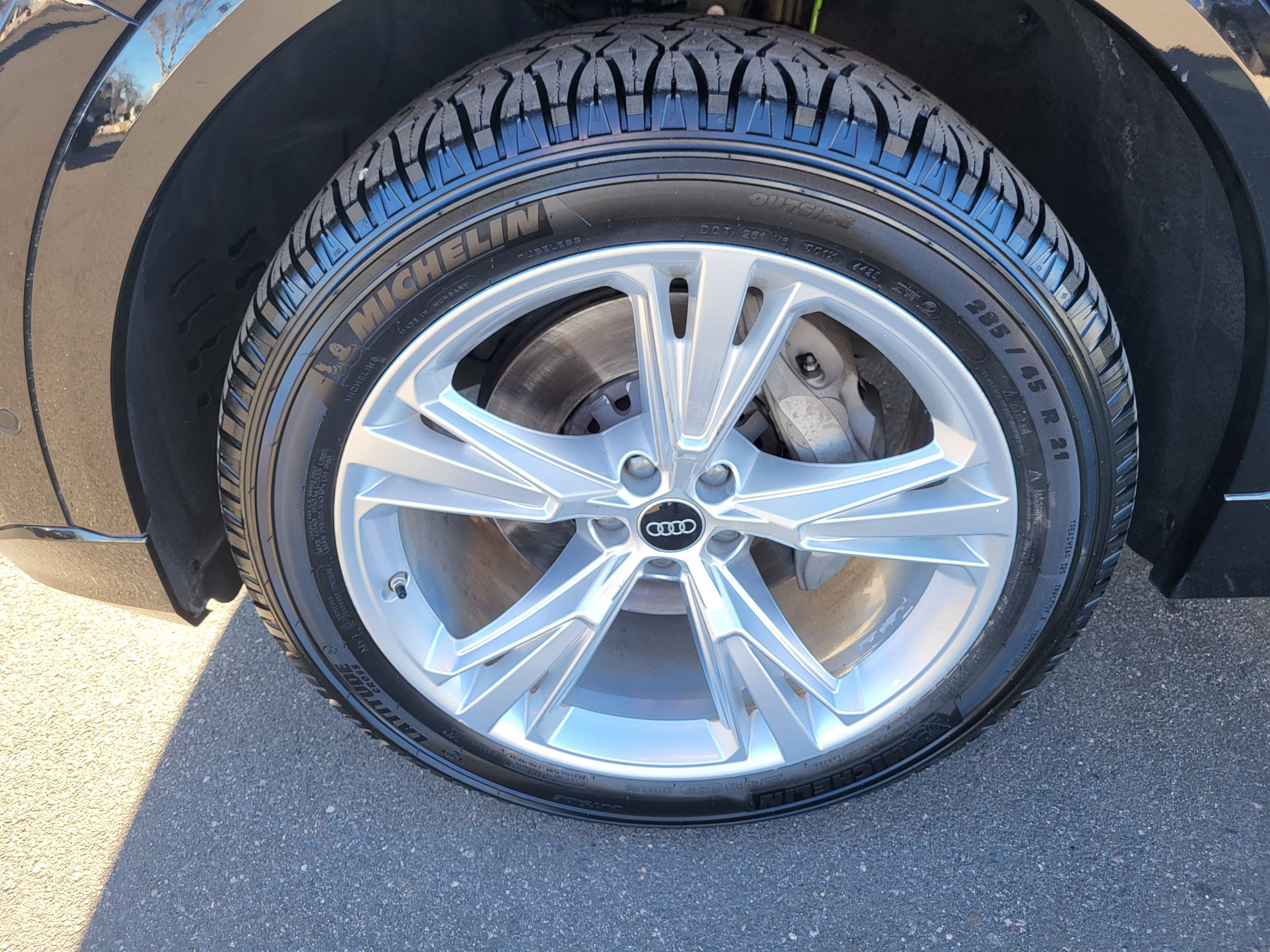 Used 2022 Audi Q8 Premium Plus image 17