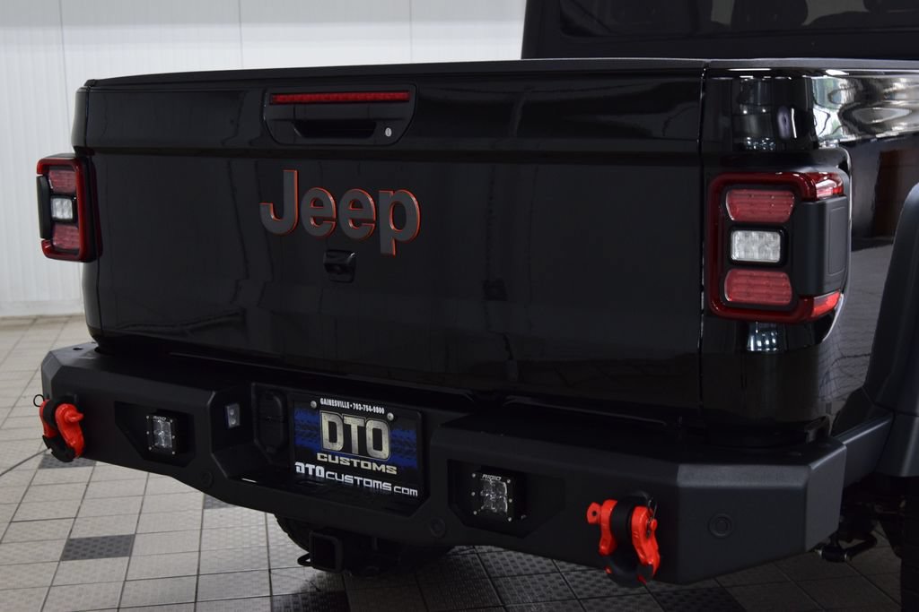 Used 2026 Jeep Gladiator Mojave w/ Safety Group AWD/4WD image 24