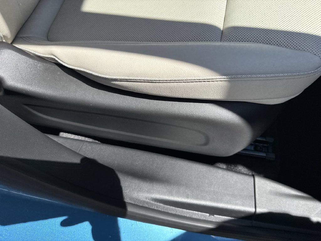 Used 2026 Buick Encore GX Sport Touring w/ Comfort Package FWD image 44