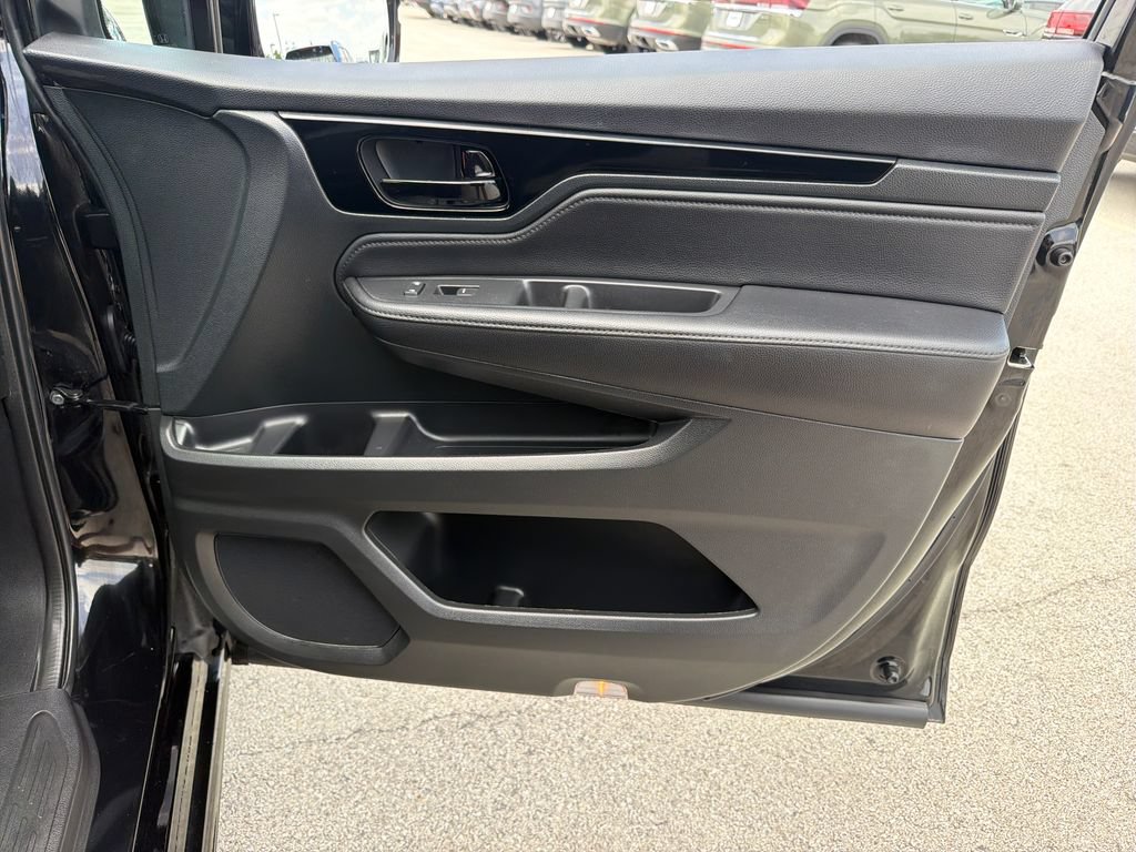 Used 2023 Honda Odyssey Elite image 29