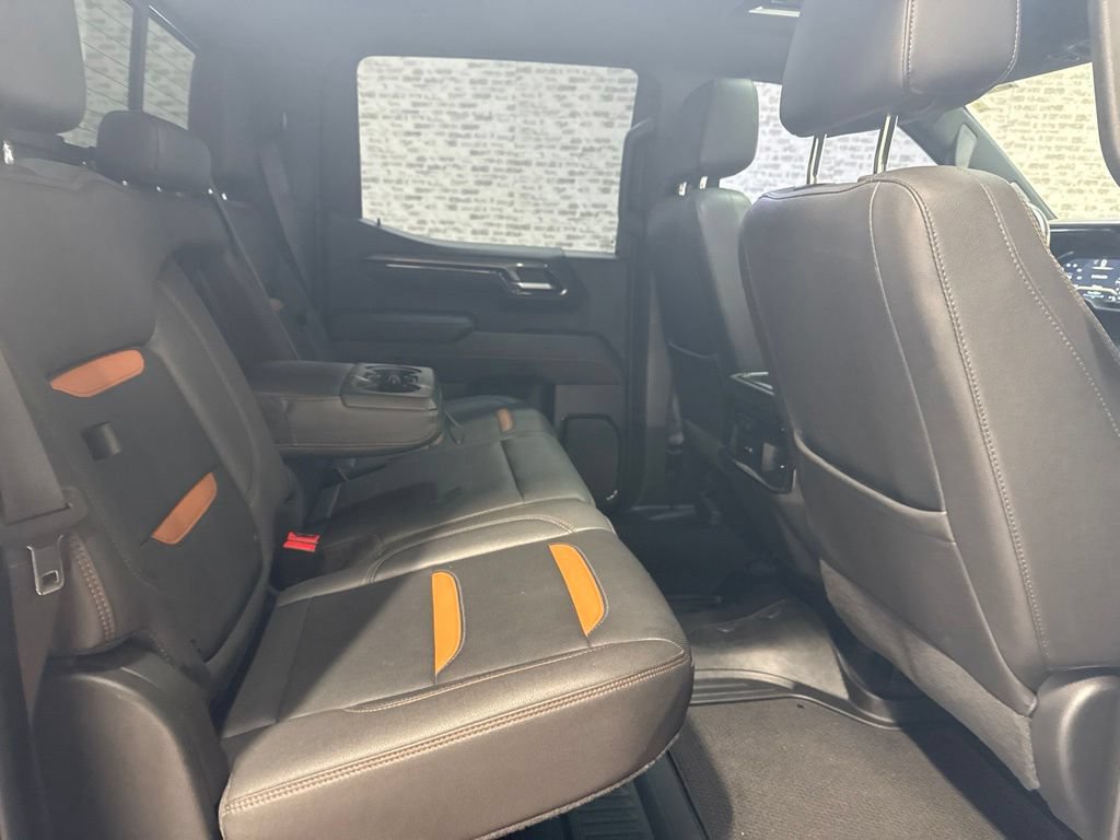 Used 2022 GMC Sierra 1500 AT4 w/ AT4 Preferred Package AWD/4WD image 11