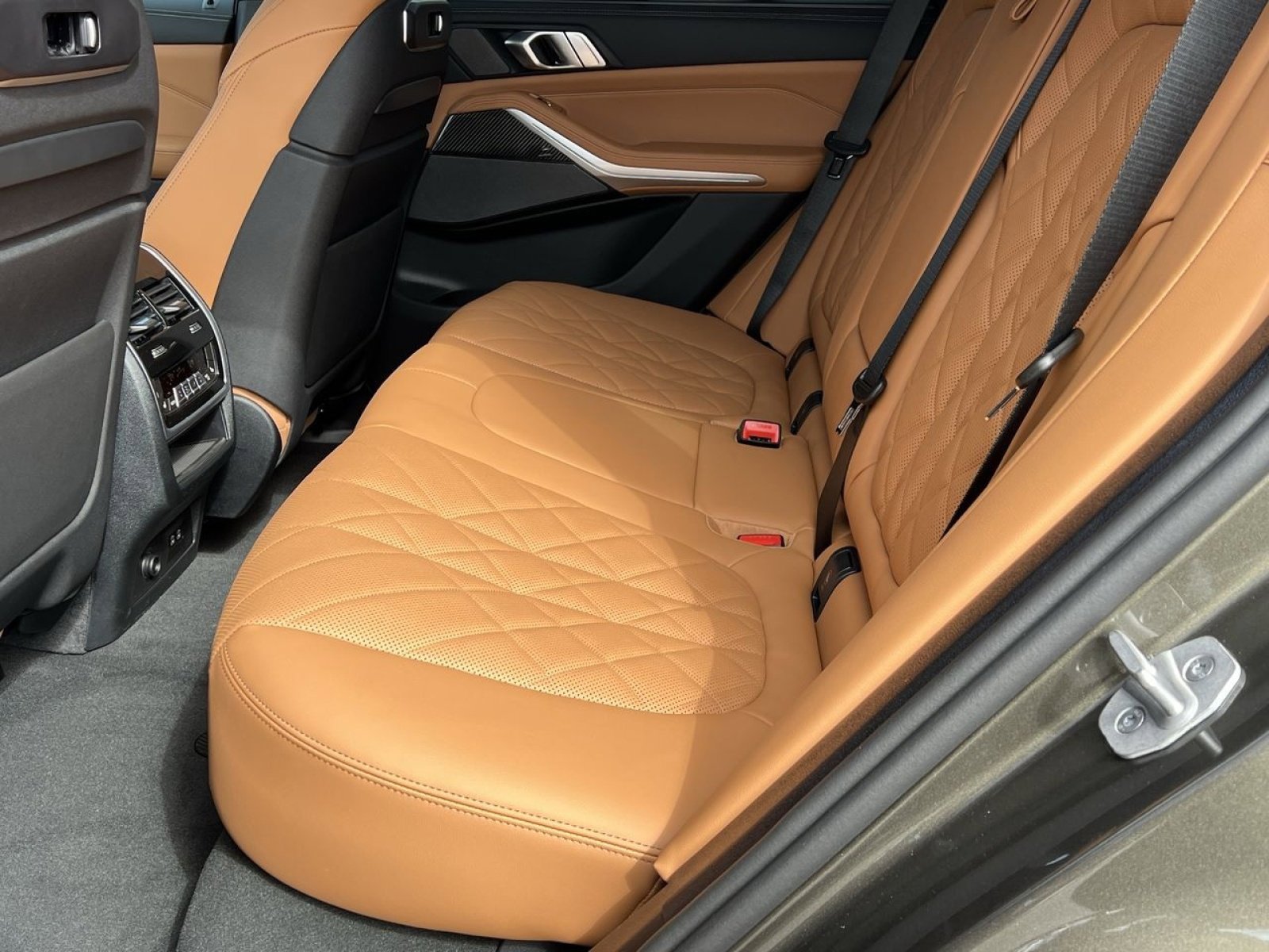 New 2026 BMW X5 M60i image 22