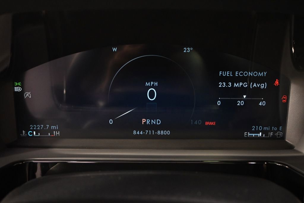 New 2026 Lincoln Corsair Premiere image 25