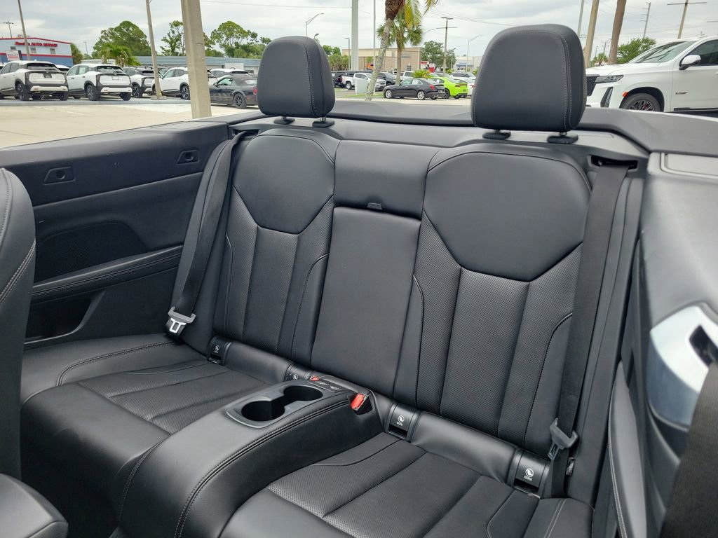 Used 2025 BMW 430i Convertible RWD image 16