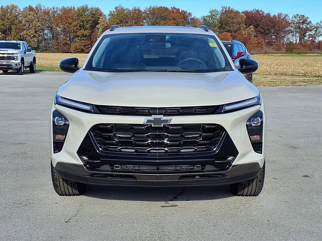 New 2026 Chevrolet Trax ACTIV w/ Sunroof Package image 2
