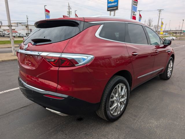 Used 2023 Buick Enclave Essence w/ Experience Buick Package image 5