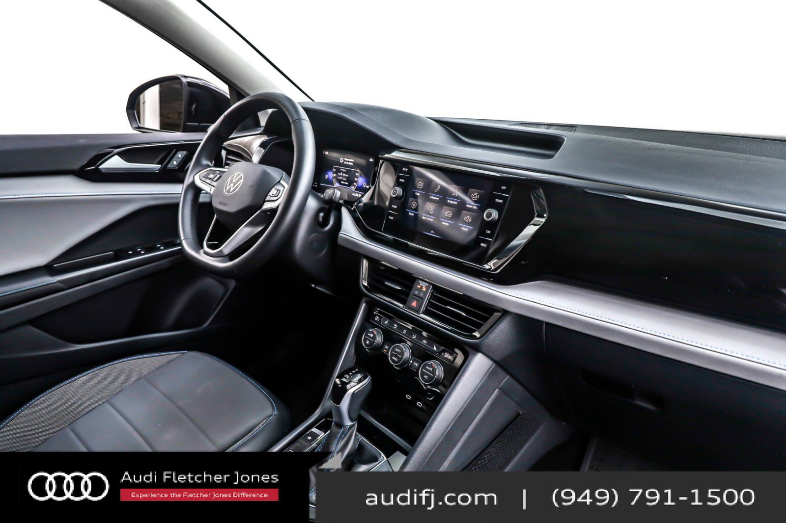 Used 2024 Volkswagen Taos SE image 16