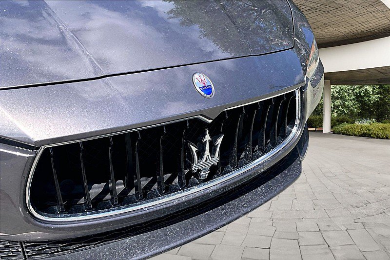 Used 2016 Maserati Ghibli RWD image 23