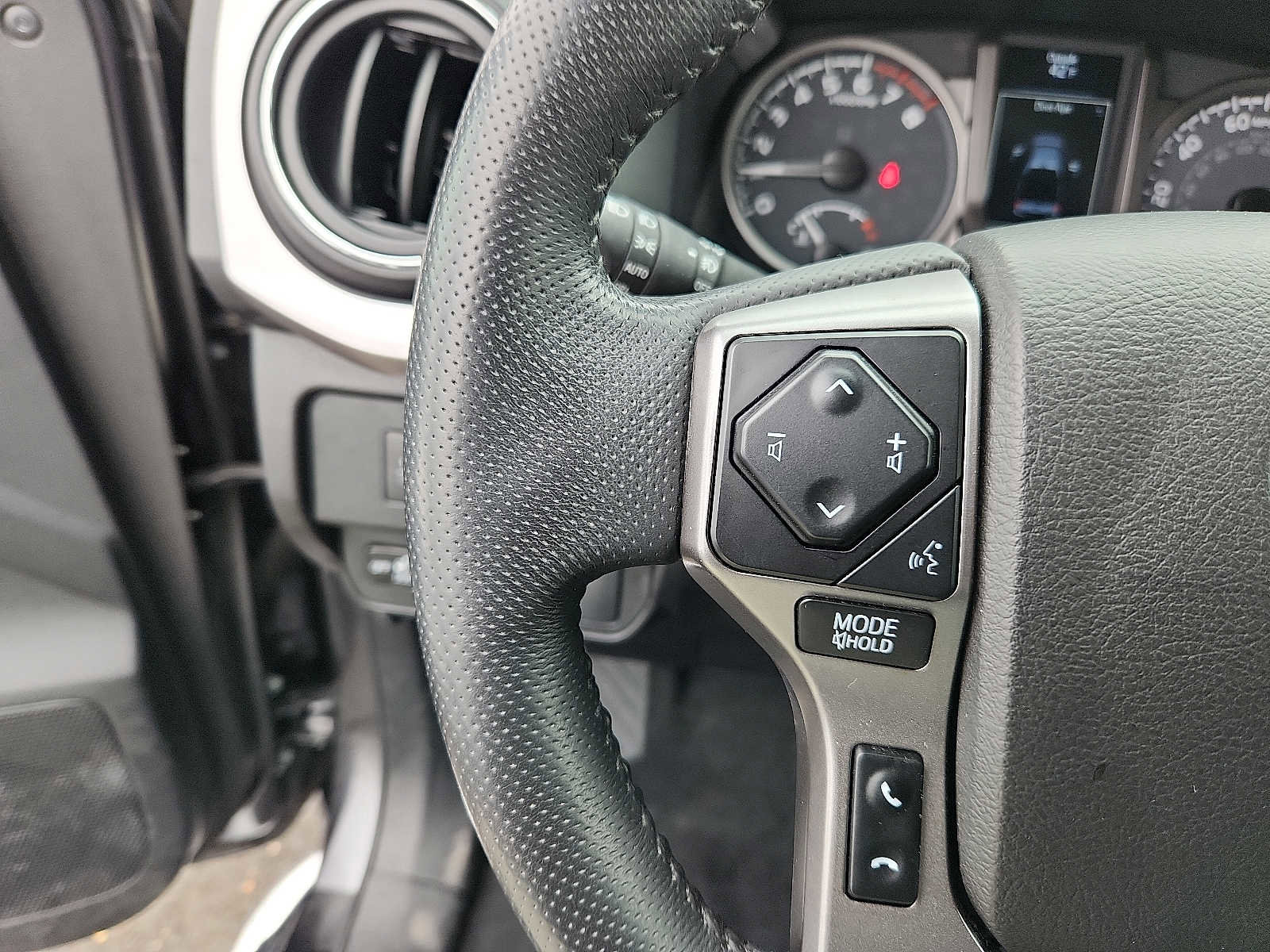 Used 2023 Toyota Tacoma SR5 image 20