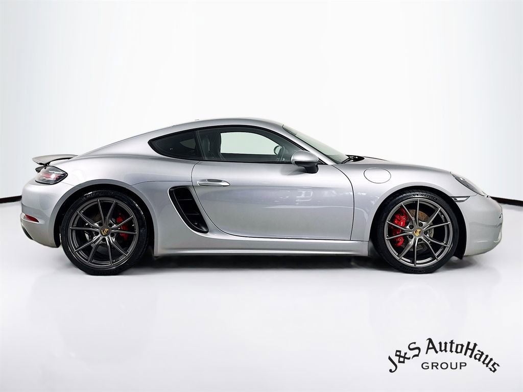 Used 2018 Porsche 718 Cayman S image 8