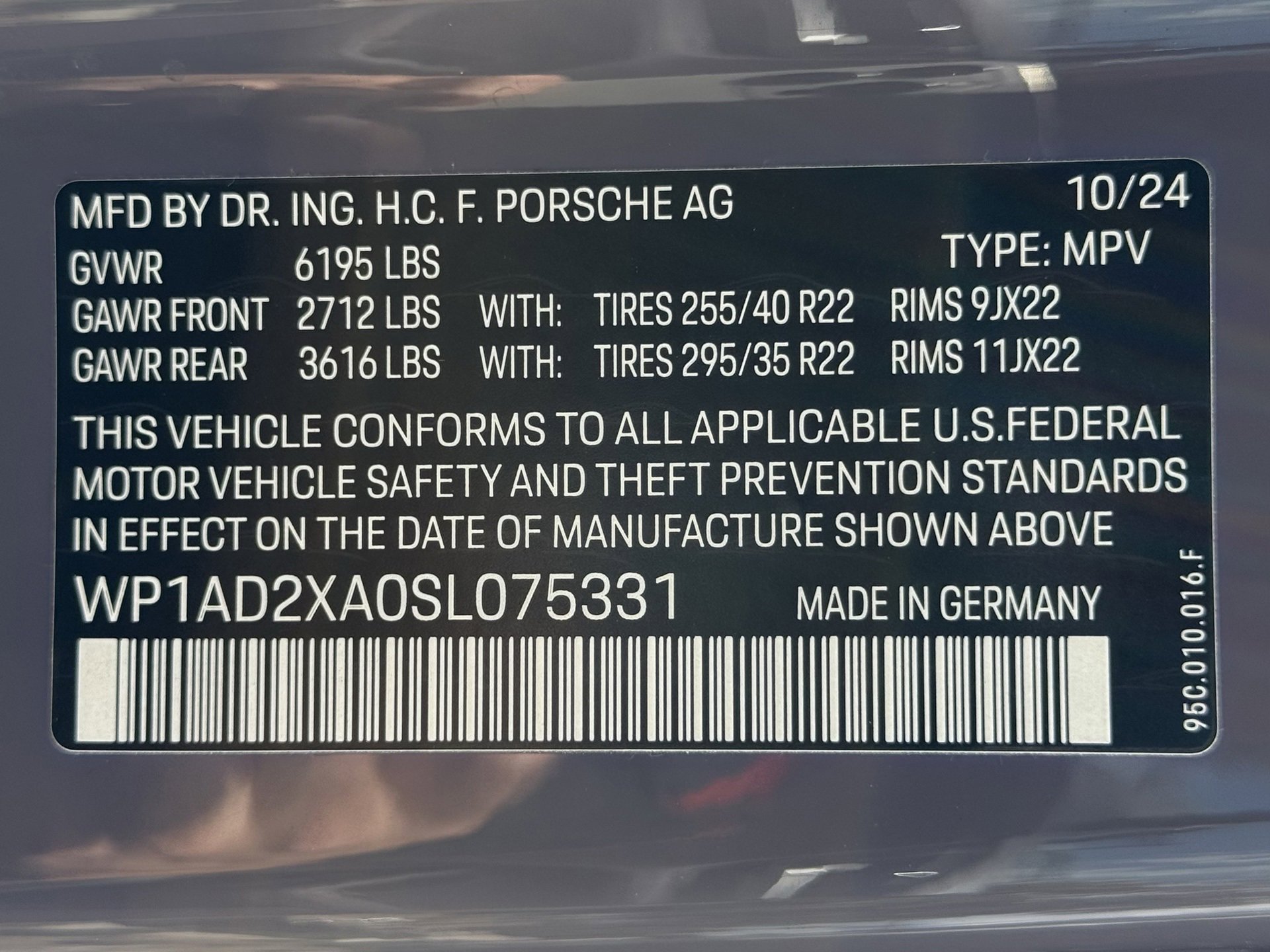 Used 2025 Porsche Macan Electric image 37