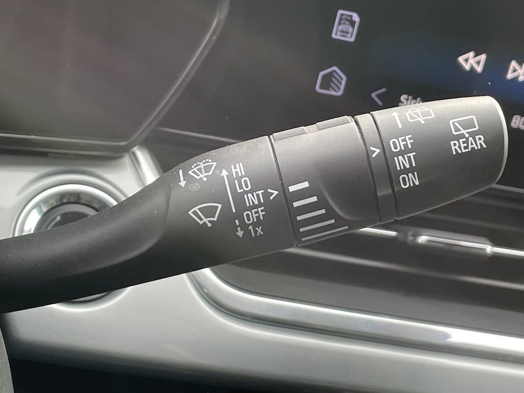 Used 2024 Chevrolet Trax LT image 33