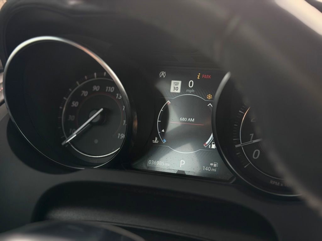 Used 2020 Jaguar F-TYPE Checkered Flag image 17