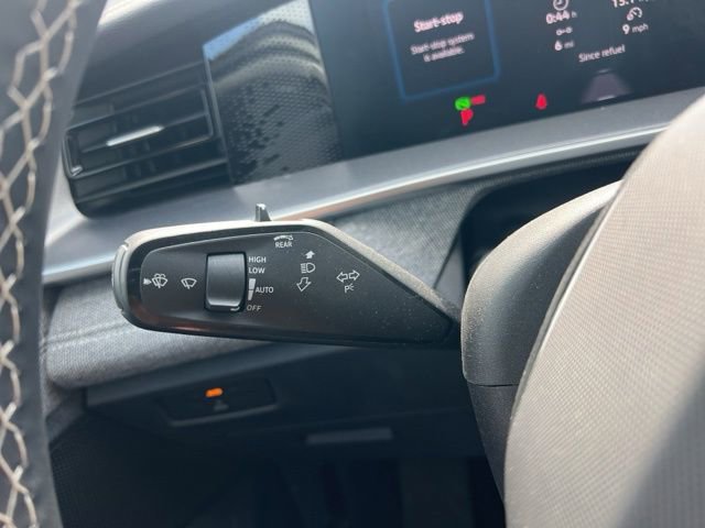 Certified 2025 Volkswagen Tiguan S image 15