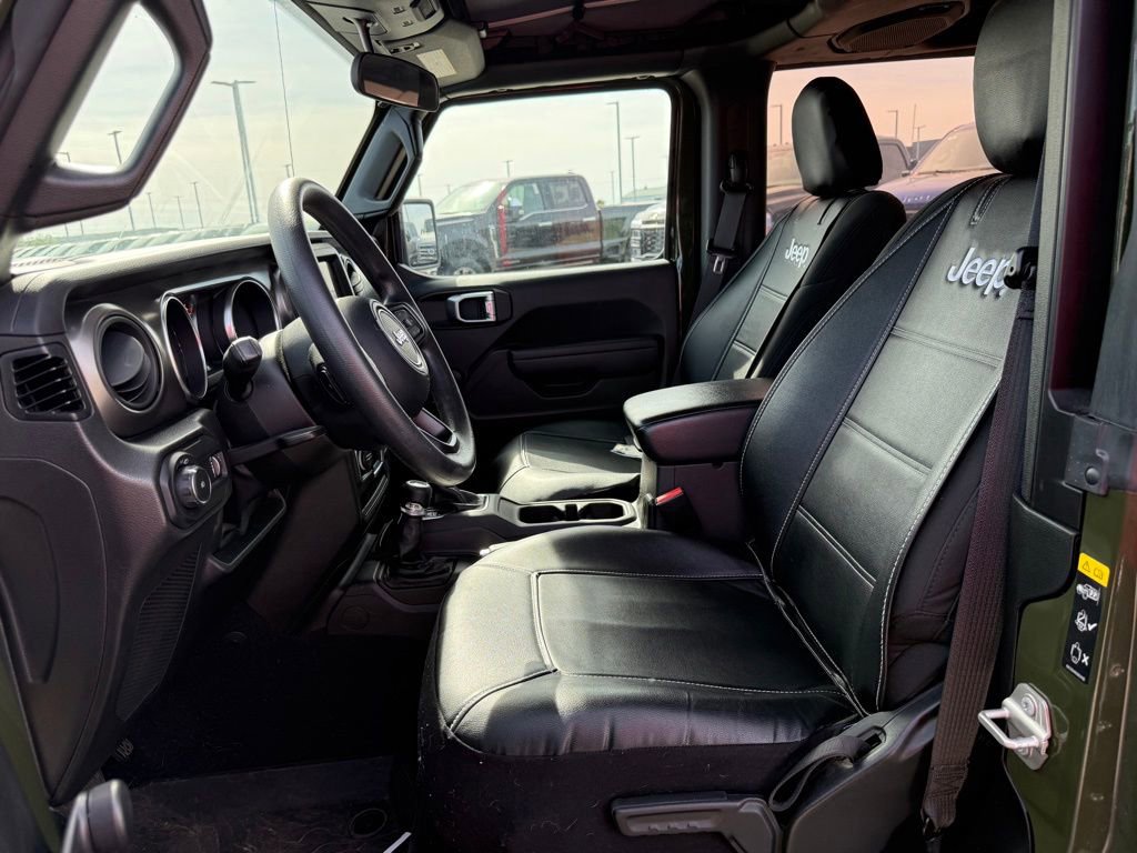 Used 2023 Jeep Wrangler Sport image 5