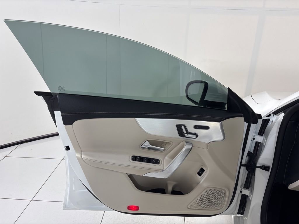 Used 2023 Mercedes-Benz CLA 250 image 16