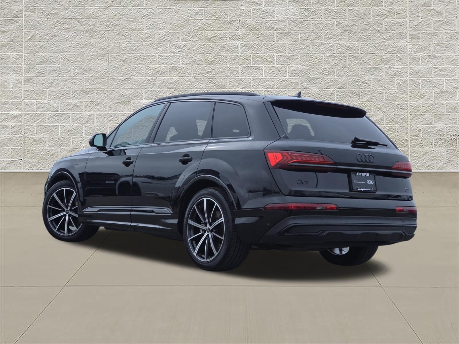 Certified 2024 Audi Q7 3.0T Prestige AWD/4WD image 5