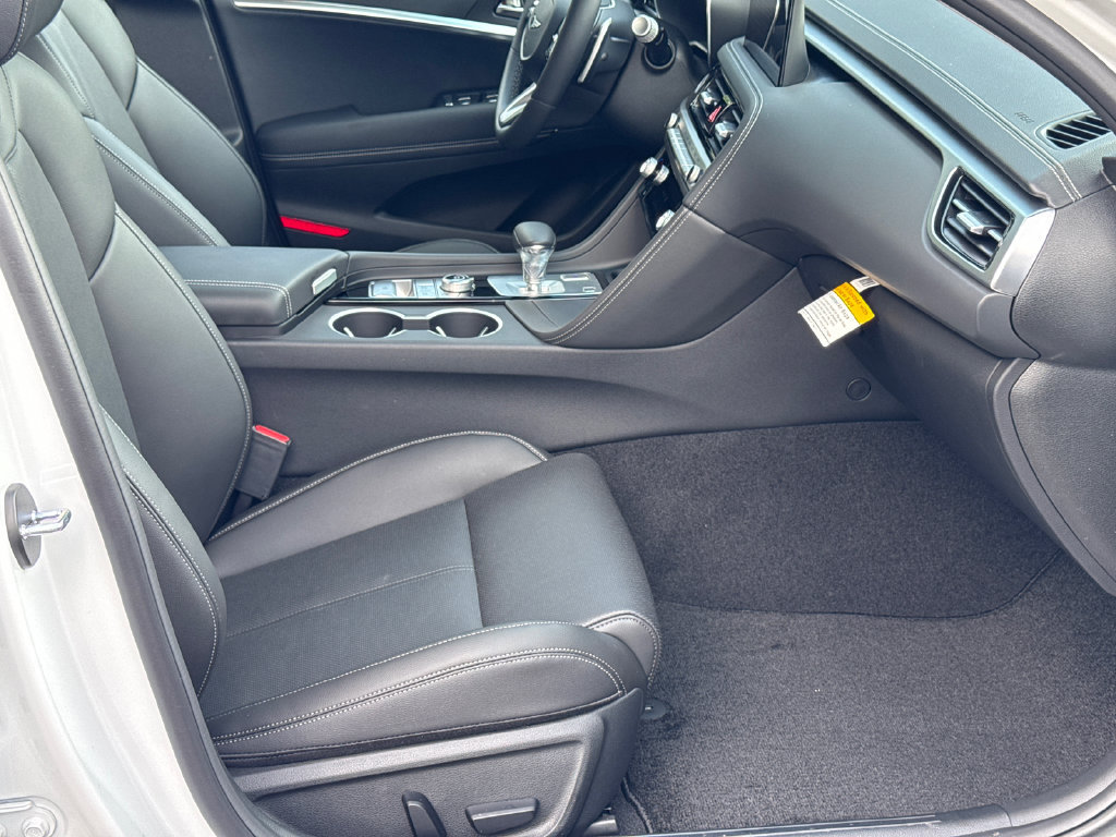 New 2026 Genesis G70 2.5T RWD image 13