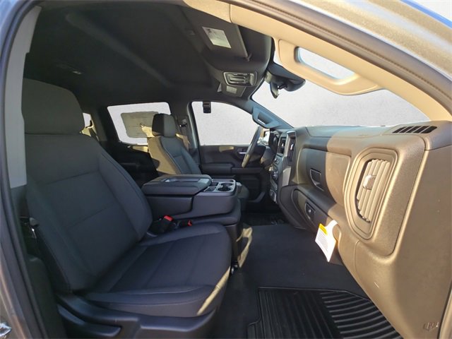 New 2026 Chevrolet Silverado 1500 Custom w/ Turbomax Blackout Package image 15
