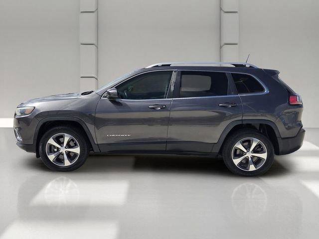 Used 2019 Jeep Cherokee Limited AWD/4WD image 2