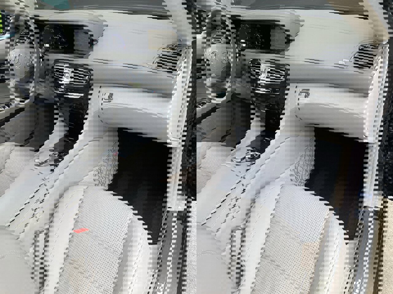 Used 2012 Mercedes-Benz CL 63 AMG image 20