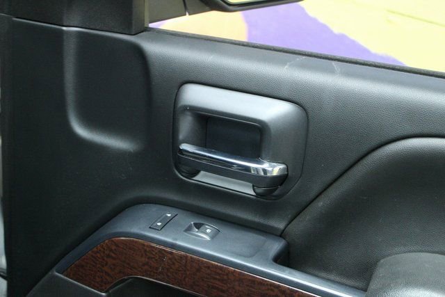 Used 2017 GMC Sierra 1500 SLE image 9