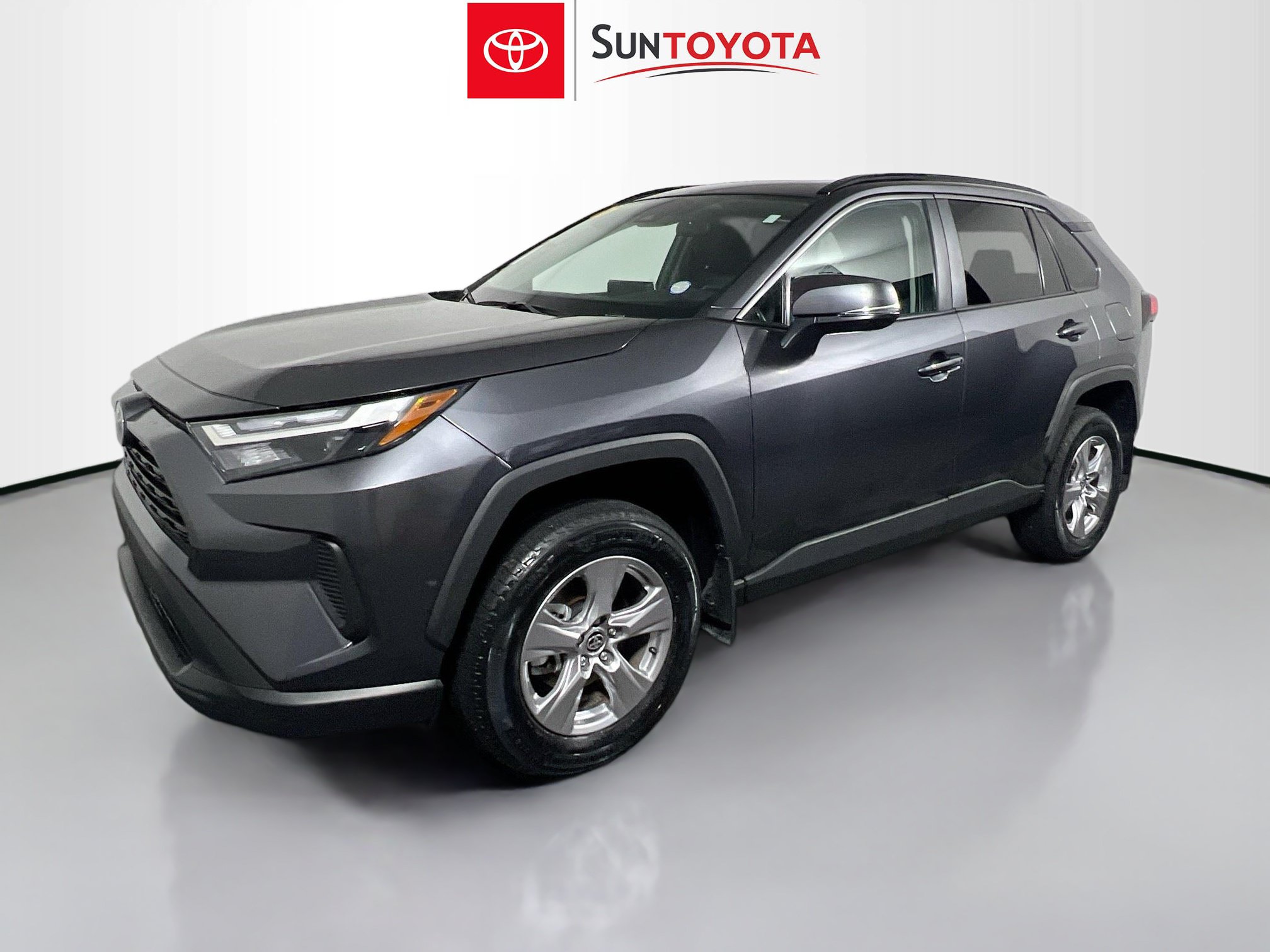 Used 2025 Toyota RAV4 XLE w/ Convenience Package FWD image 9