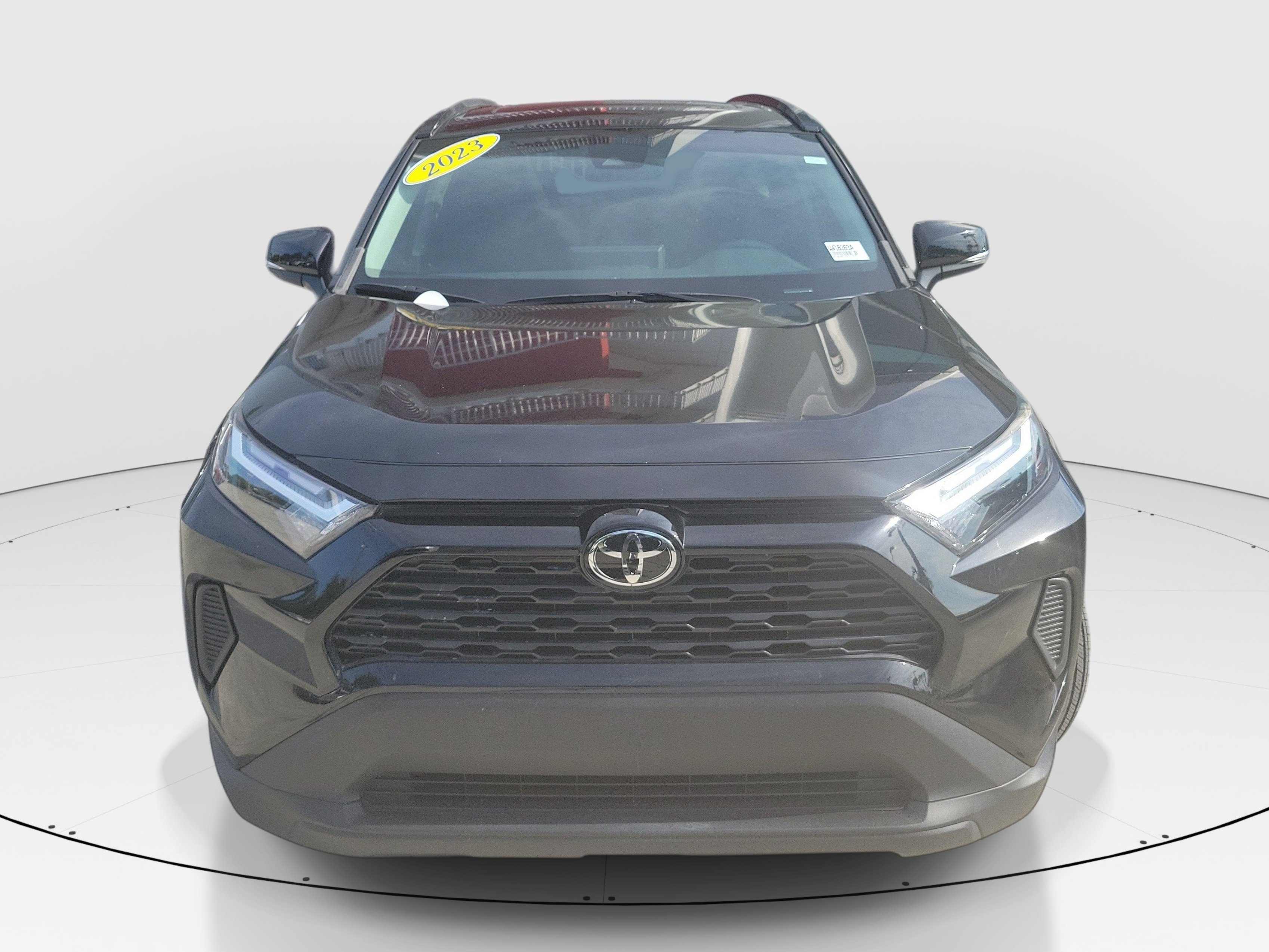Certified 2023 Toyota RAV4 XLE w/ Convenience Package FWD image 2