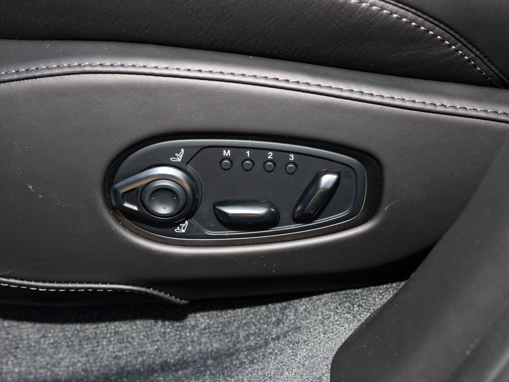 New 2026 Aston Martin DBX 707 image 27