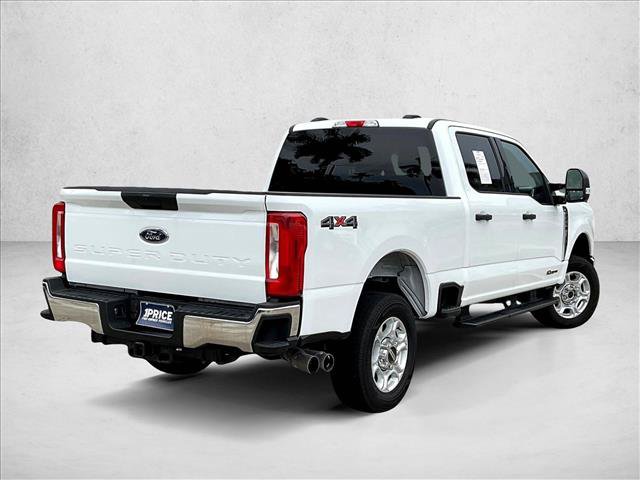 Used 2026 Ford F250 XLT AWD/4WD image 2