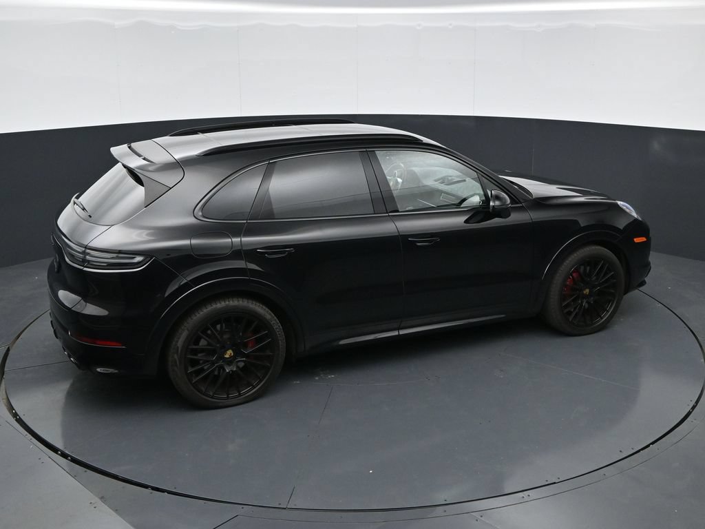 Used 2023 Porsche Cayenne GTS AWD/4WD image 40