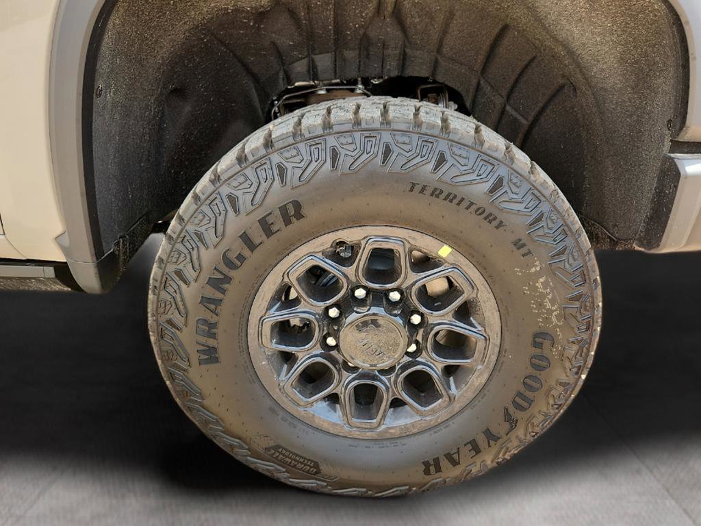 New 2026 Chevrolet Silverado 2500 ZR2 w/ ZR2 Bison Edition image 9