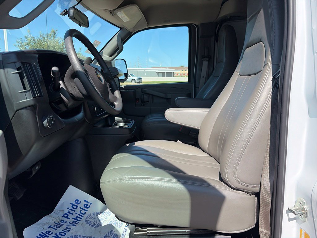 Used 2025 Chevrolet Express 2500 Extended w/ Driver Convenience Package RWD image 31