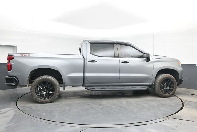 Used 2024 Chevrolet Silverado 1500 LT Trail Boss w/ Convenience Package II AWD/4WD image 15