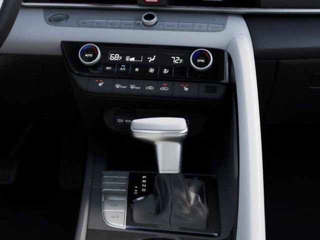 New 2025 Hyundai Elantra Limited w/ Cargo Package image 16