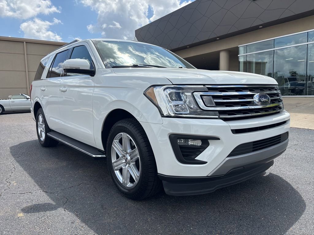 Used 2020 Ford Expedition XLT w/ Equipment Group 202A image 3