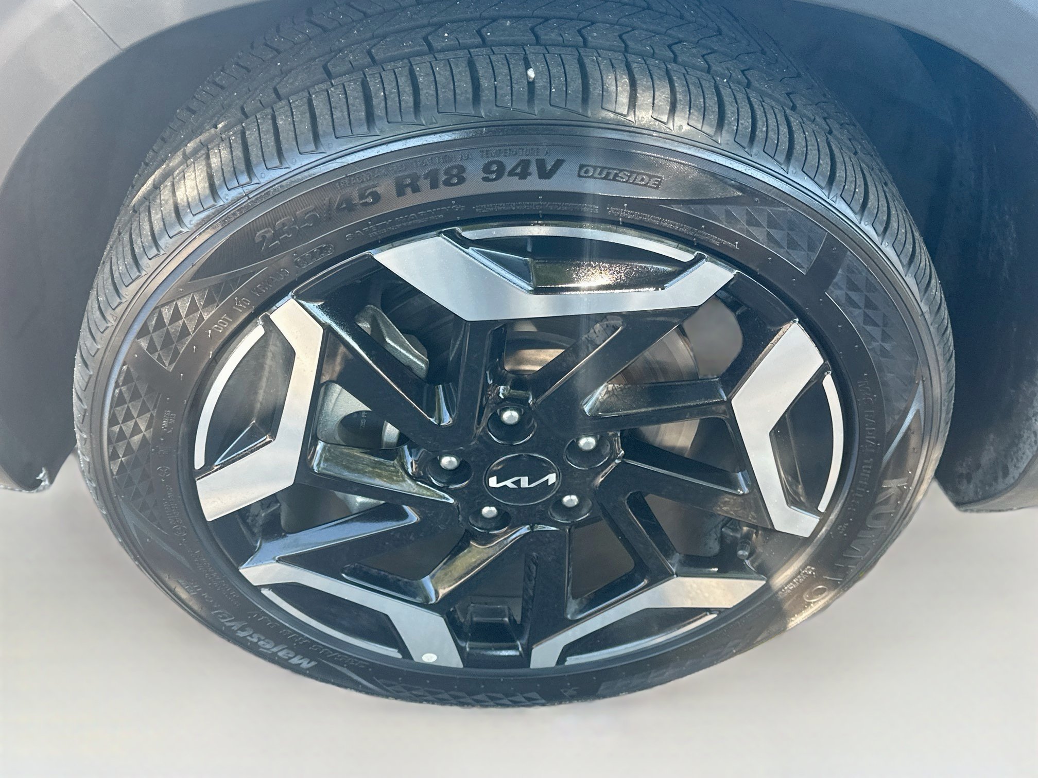 Used 2024 Kia Seltos SX w/ SX Sunroof Package AWD/4WD image 11