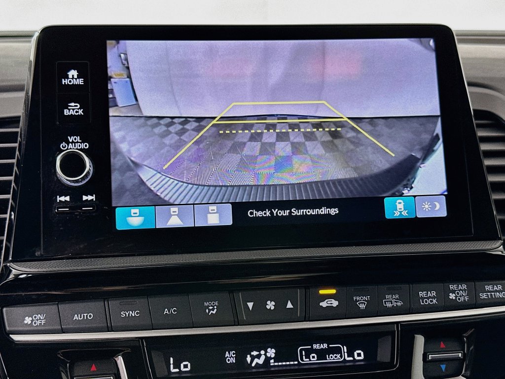 Certified 2025 Honda Odyssey EX-L image 13