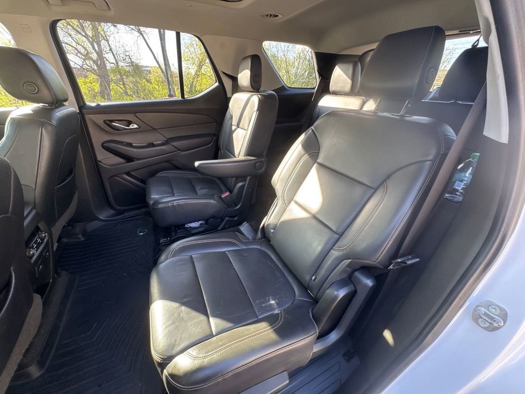 Used 2018 Chevrolet Traverse Premier w/ Redline Edition FWD image 14