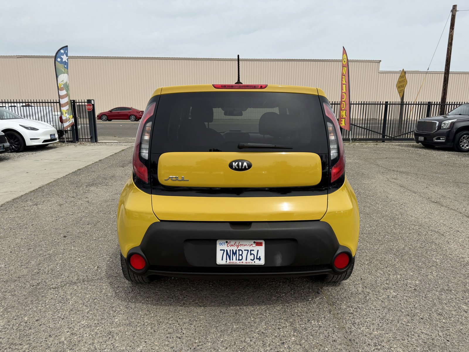 Used 2014 Kia Soul + image 5