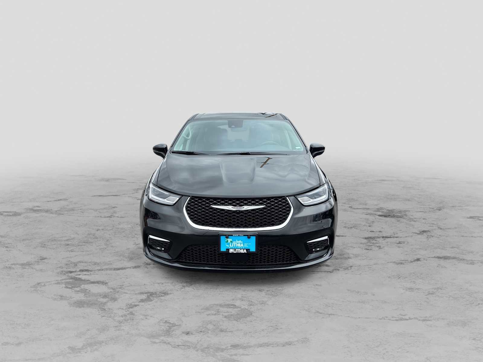 Certified 2023 Chrysler Pacifica Touring-L FWD image 3