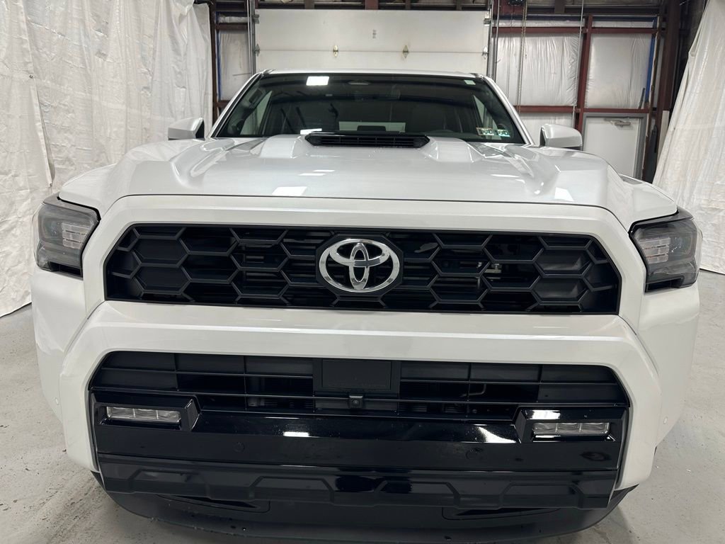 Used 2025 Toyota 4Runner TRD Sport Premium image 2
