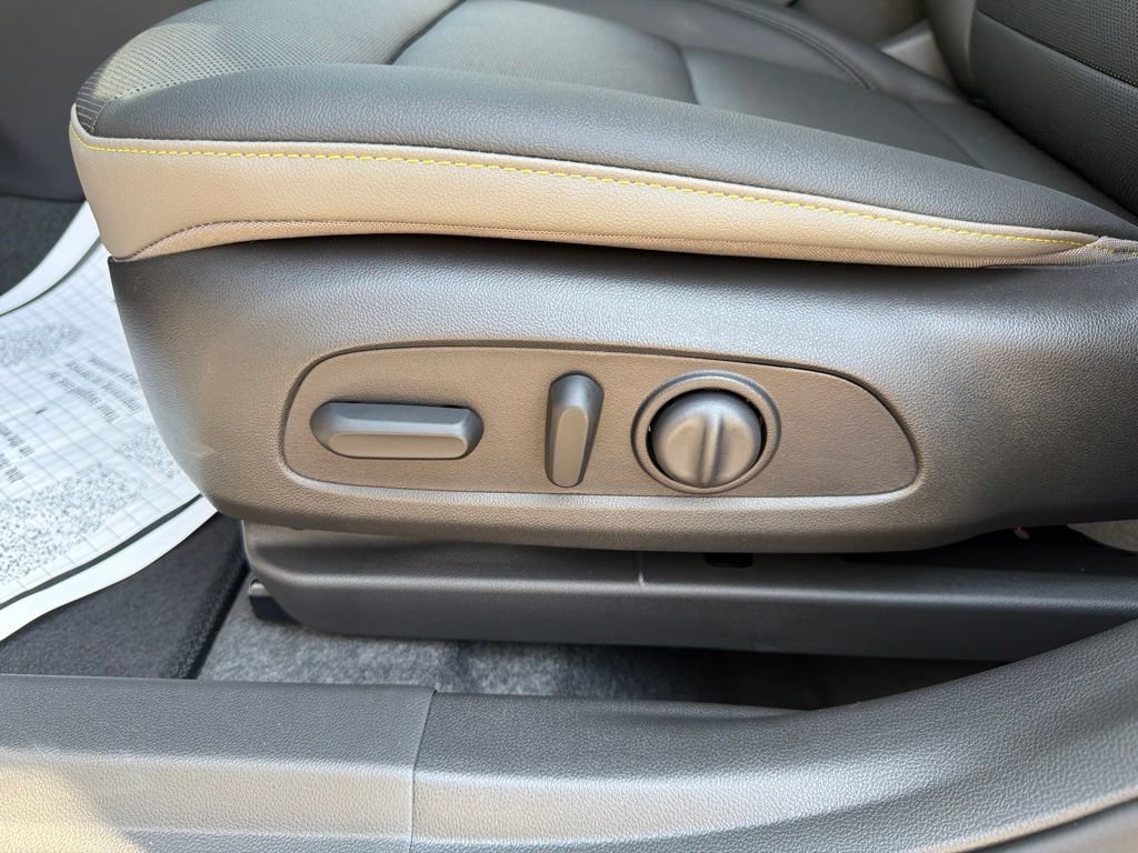 New 2026 Chevrolet Trax ACTIV w/ Driver Confidence Package FWD image 23