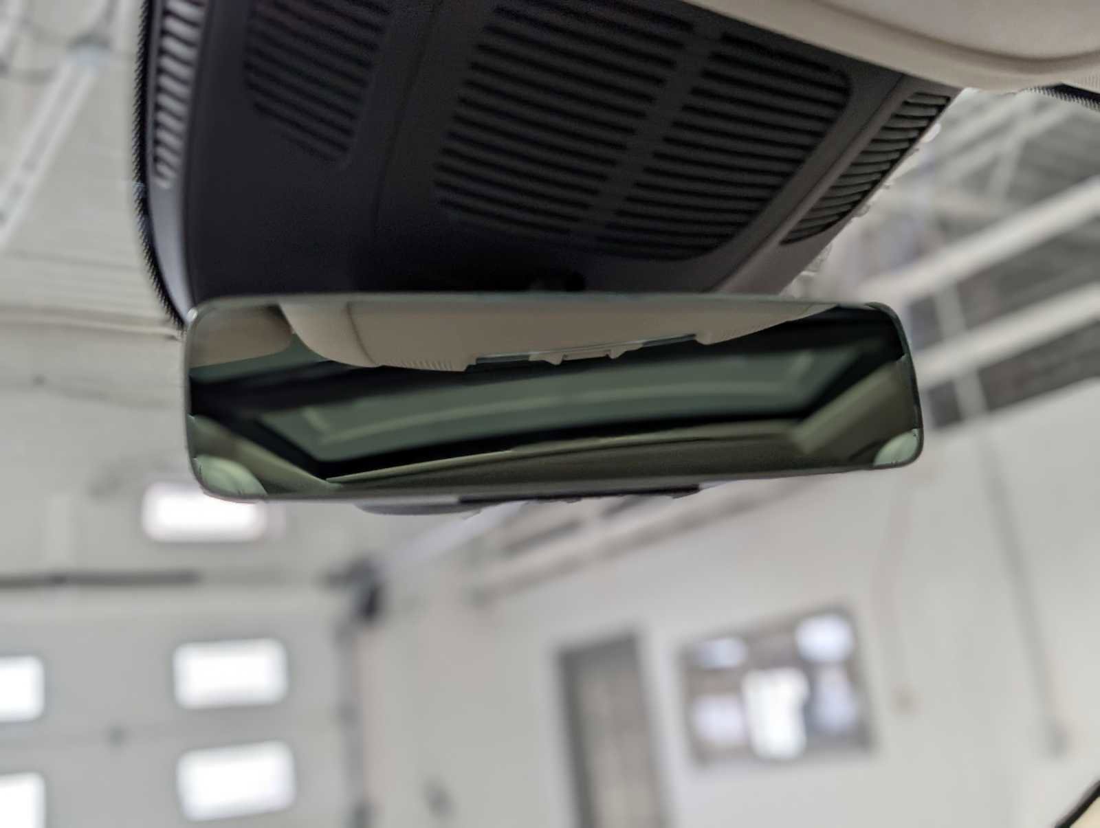 New 2026 Mercedes-Benz GLS 450 4MATIC image 33