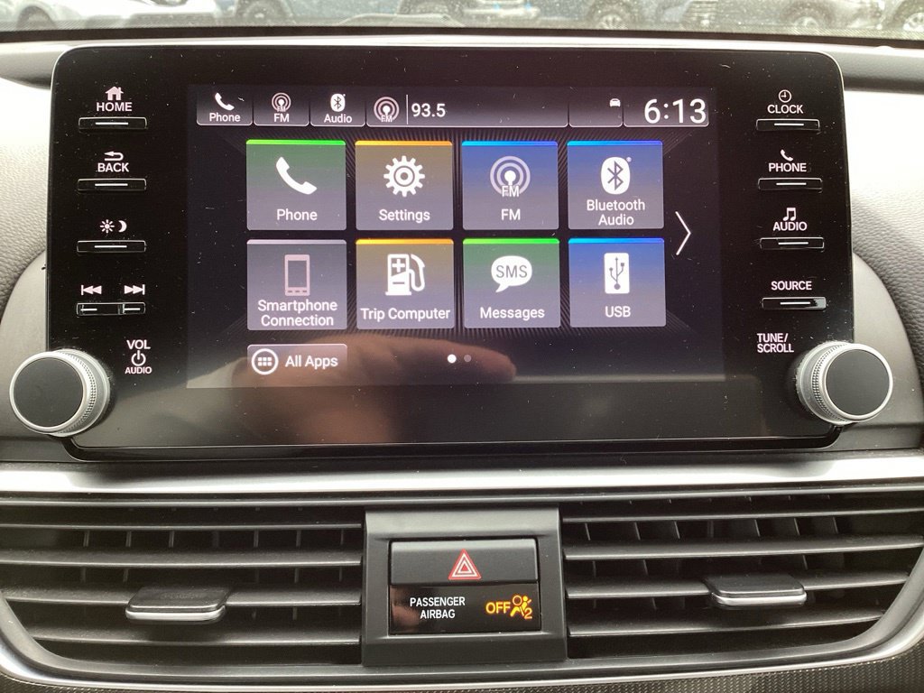 Used 2018 Honda Accord Sport image 3