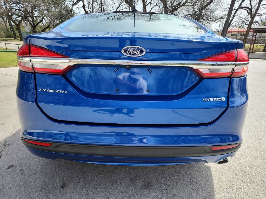 Used 2018 Ford Fusion S image 7