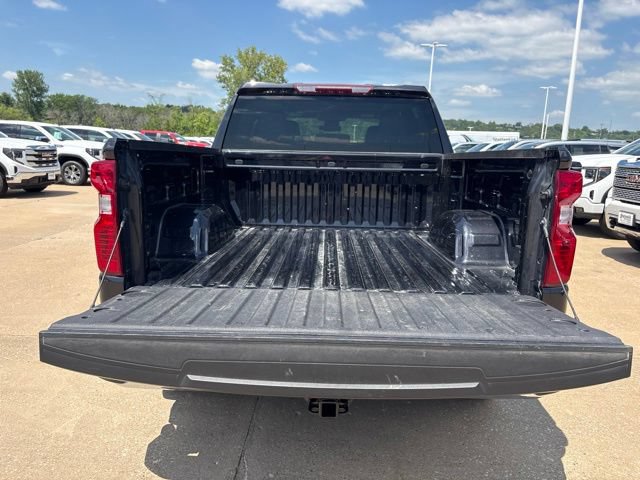 Used 2023 Chevrolet Silverado 1500 LT AWD/4WD image 5