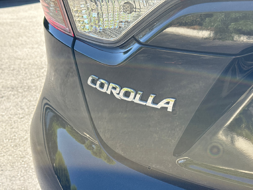 Certified 2024 Toyota Corolla SE w/ SE Premium Package FWD image 5